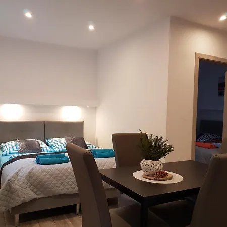 Apartamento U Sikory Miedzygorze
